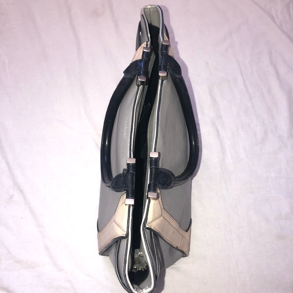 Topshop gray purse with black and pink accents - Picture 3 of 3